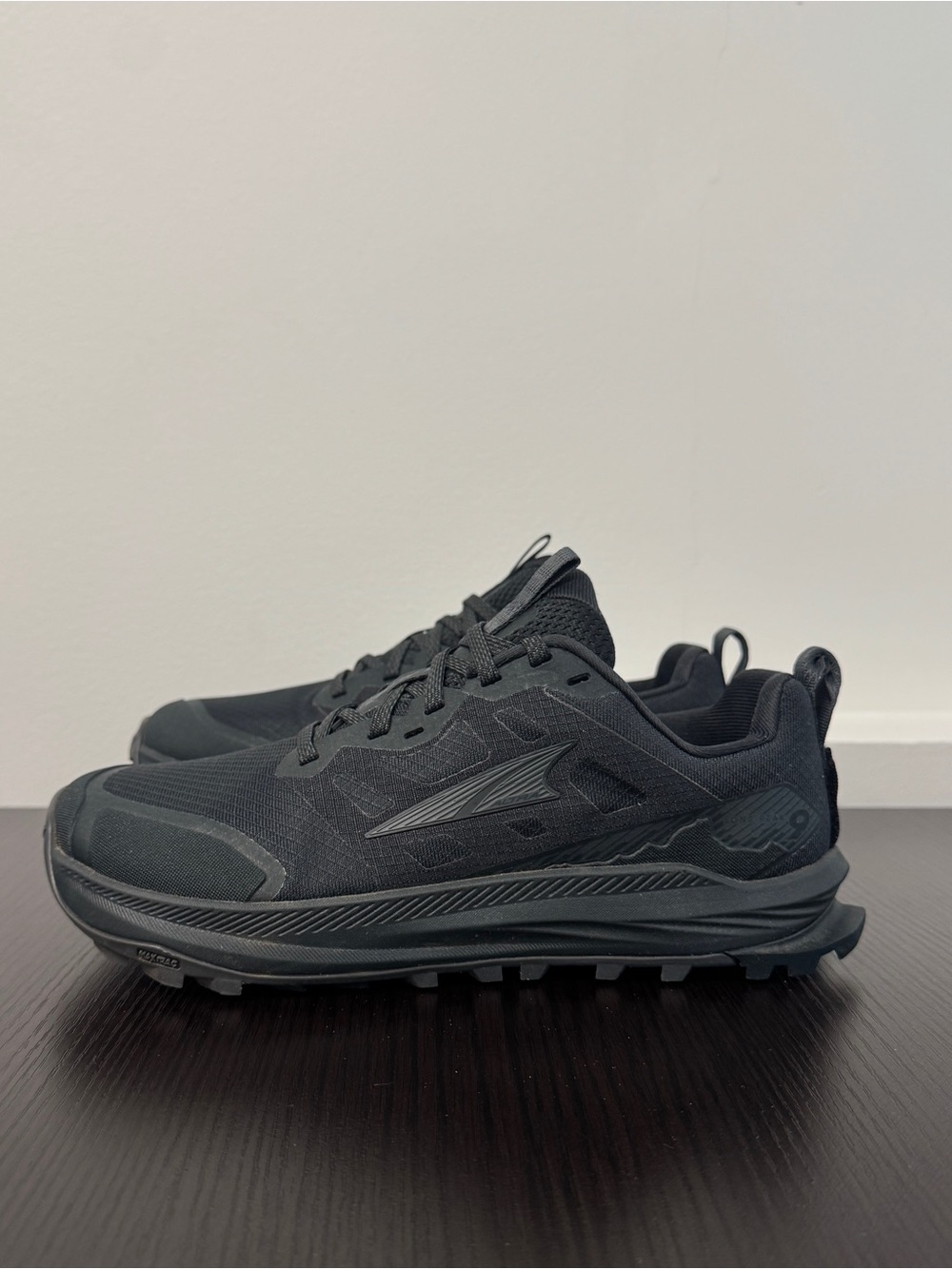 Altra Lone Peak 9 Women’s Black Trail Running Size 7.5